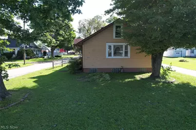 4900 Wiseland Avenue SE, Canton, OH 44707 - Photo 3