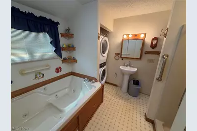 4900 Wiseland Avenue SE, Canton, OH 44707 - Photo 19