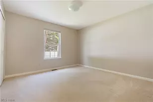 315 Abby Ln, Hartville, OH 44632 - Photo 11