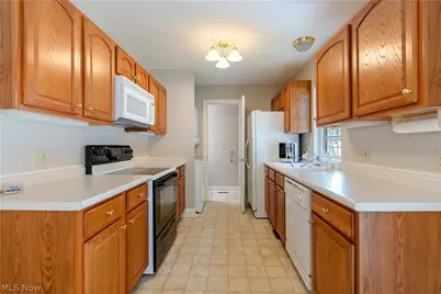 315 Abby Lane, Hartville, OH 44632 - Photo 21