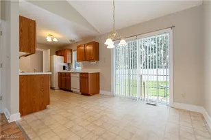 315 Abby Ln, Hartville, OH 44632 - Photo 19