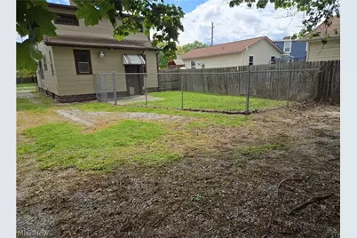 1635 Triplett Boulevard, Akron, OH 44306 - Photo 3
