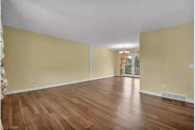 2661 Eaver Street NW, Uniontown, OH 44685 - Photo 7