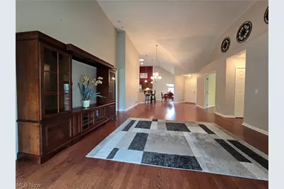 5345 Lake Forest Reserve Lane, Brunswick Hills, OH 44212 - Photo 9