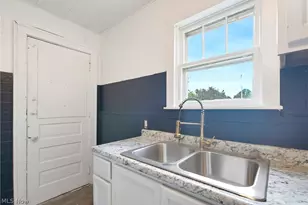 2283 East Ave, Akron, OH 44314 - Photo 11