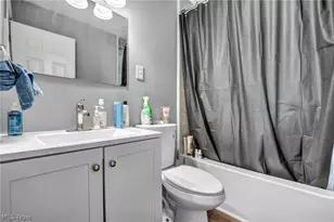 12505 Arlington Ave, Loveland, OH 44108 - Photo 21