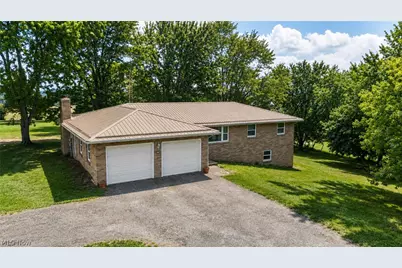 4170 Maplelynn Street SW, Canton, OH 44706 - Photo 1