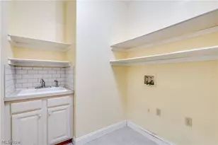 2222 Burberry St NW, North Canton, OH 44720 - Photo 37