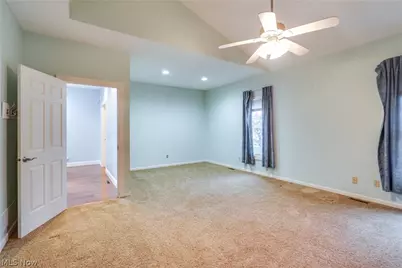 2222 Burberry Street NW, North Canton, OH 44720 - Photo 25