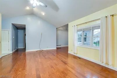 2222 Burberry Street NW, North Canton, OH 44720 - Photo 19