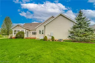 2222 Burberry St NW, North Canton, OH 44720 - Photo 45