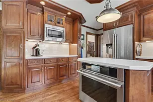 2835 Valley Rd, Cuyahoga Falls, OH 44223 - Photo 9
