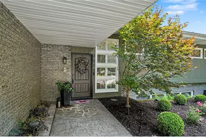 3610 Knollwood Lane, Akron, OH 44333 - Photo 3