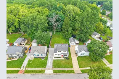 2246 Herbruck Avenue, Cuyahoga Falls, OH 44223 - Photo 33