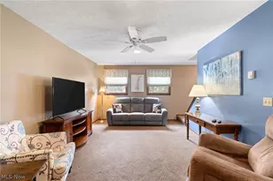 380 Naples Dr, Elyria, OH 44035 - Photo 11