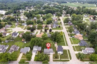 380 Naples Drive, Elyria, OH 44035 - Photo 3