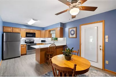 380 Naples Drive, Elyria, OH 44035 - Photo 13