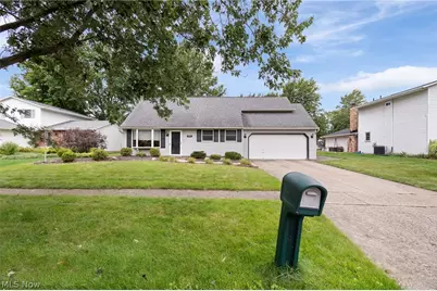 380 Naples Drive, Elyria, OH 44035 - Photo 33