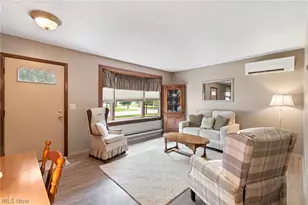 380 Naples Dr, Elyria, OH 44035 - Photo 5