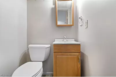 380 Naples Drive, Elyria, OH 44035 - Photo 17