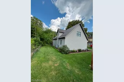 120 3rd Avenue SE, Beach City, OH 44608 - Photo 9