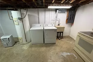 1104 S Broadway St, New Philadelphia, OH 44663 - Photo 35