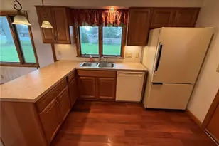 1104 S Broadway St, New Philadelphia, OH 44663 - Photo 9