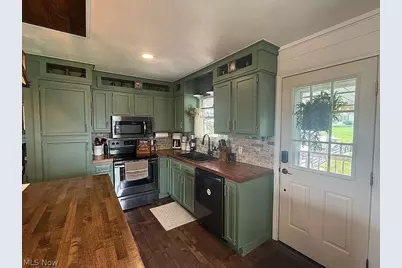 64118 Warne Drive, Cambridge, OH 43725 - Photo 3