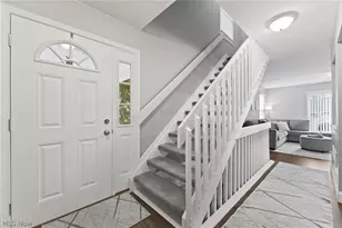 838 Overlook Ridge Dr, Loveland, OH 44109 - Photo 3