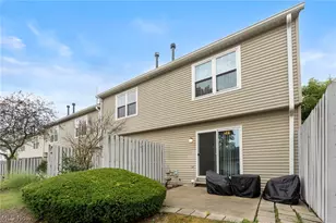 838 Overlook Ridge Dr, Loveland, OH 44109 - Photo 25
