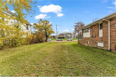 664 E 162nd Street, Loveland, OH 44110 - Photo 5