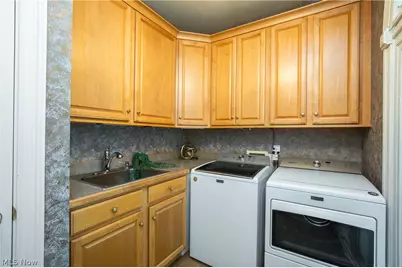 2665 Deer Ridge Run, Cuyahoga Falls, OH 44223 - Photo 23