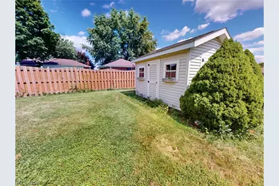 615 Edison Street, Struthers, OH 44471 - Photo 19