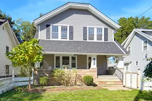 1078 Oakland Ave, Akron, OH 44310 - Photo 1