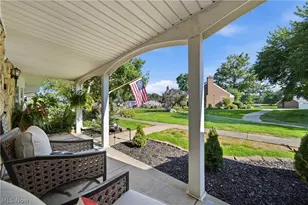 2137 Beechtree Dr, Uniontown, OH 44685 - Photo 3