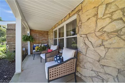 2137 Beechtree Drive, Uniontown, OH 44685 - Photo 5