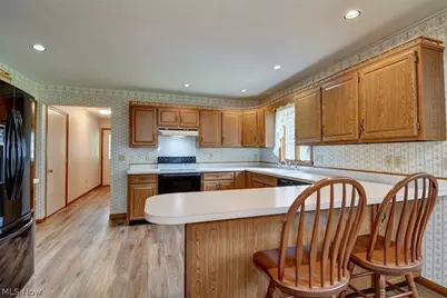 3446 South Avenue SE, New Philadelphia, OH 44663 - Photo 5