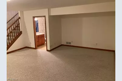 1322 Meadowbrook Drive, Dover, OH 44622 - Photo 27