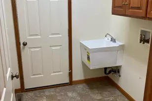 1322 Meadowbrook Dr, Dover, OH 44622 - Photo 9