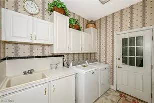 1035 Stratford Pl, Alliance, OH 44601 - Photo 23