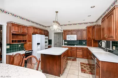 1035 Stratford Place, Alliance, OH 44601 - Photo 17