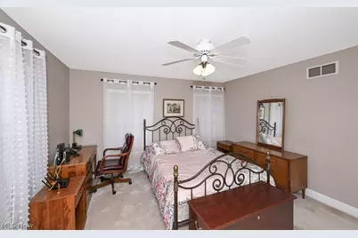 1035 Stratford Place, Alliance, OH 44601 - Photo 35
