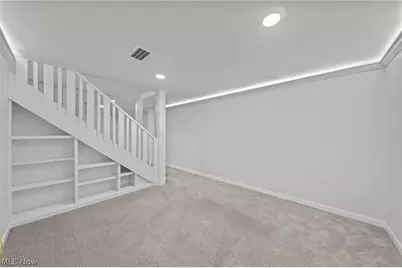 225 Melbourne Avenue, Akron, OH 44313 - Photo 35