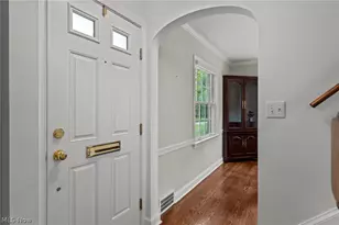 225 Melbourne Ave, Akron, OH 44313 - Photo 5