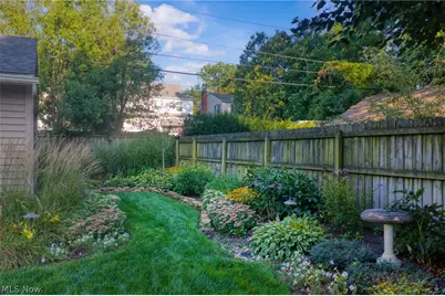225 Melbourne Avenue, Akron, OH 44313 - Photo 43