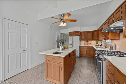 225 Melbourne Avenue, Akron, OH 44313 - Photo 21