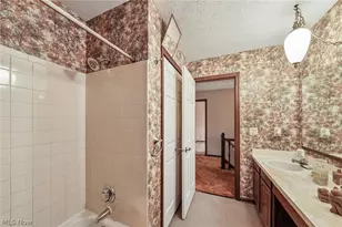 4188 Idlebrook Dr, Akron, OH 44333 - Photo 33
