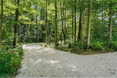 3199 Blake Road, Wadsworth, OH 44281 - Photo 3