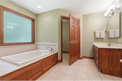 3199 Blake Road, Wadsworth, OH 44281 - Photo 19