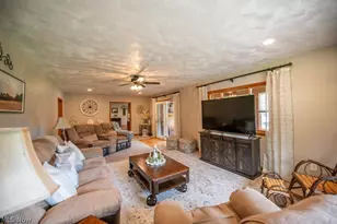48800 Foxes Bottom Rd, Cadiz, OH 43907 - Photo 17
